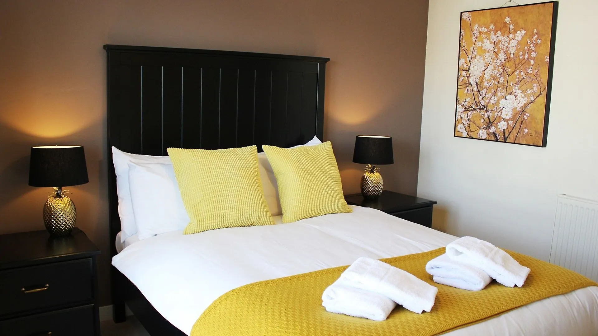 2 Bedroom Apartment With Free Parking 에든버러 영국