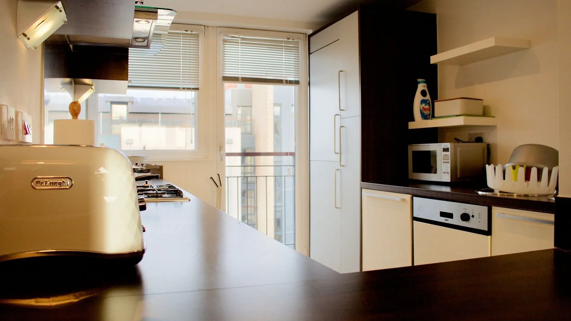 2 Bedroom Apartment With Free Parking Edinburgh 0*,  United Kingdom