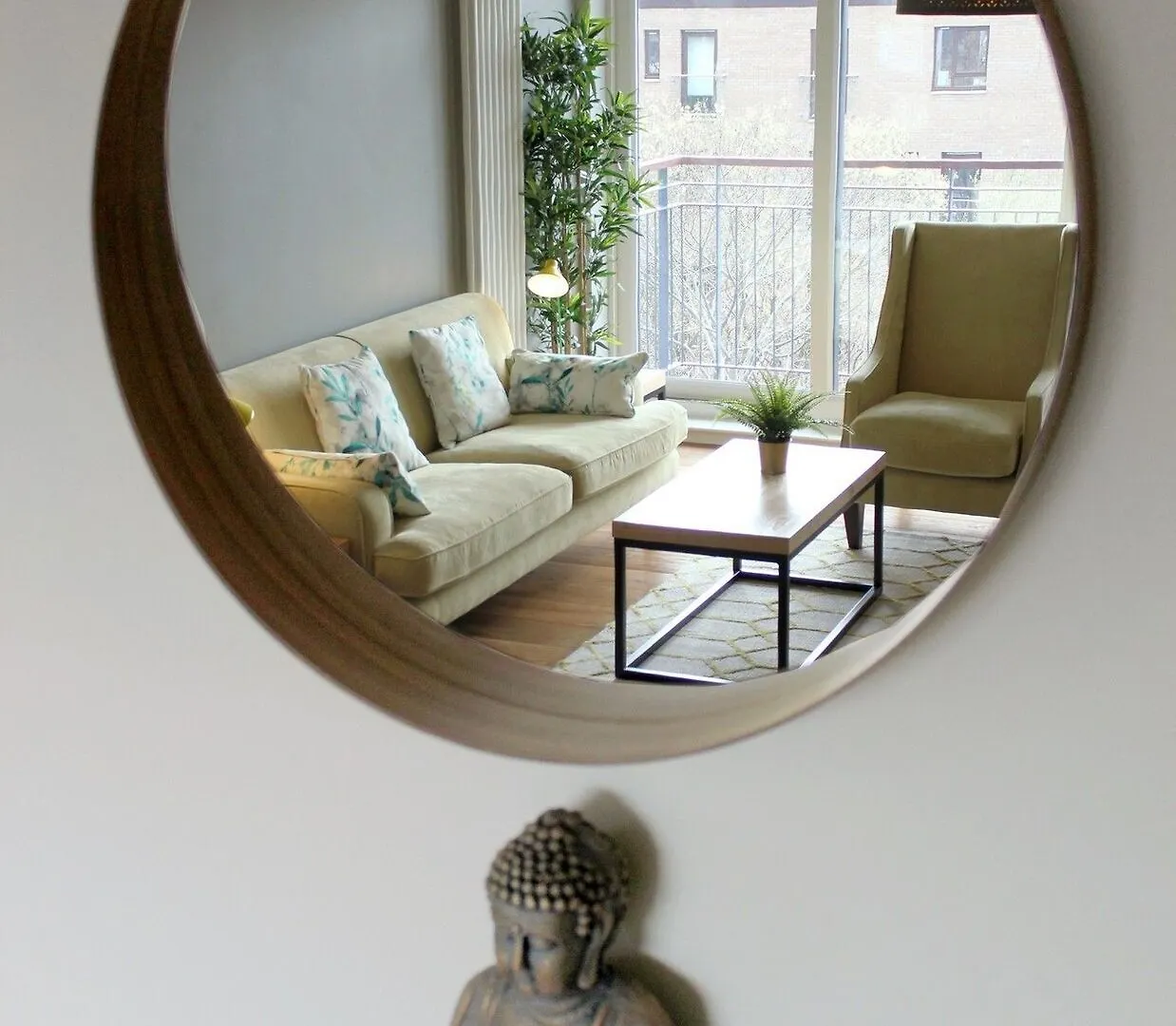 2 Bedroom Apartment With Free Parking Edinburgh